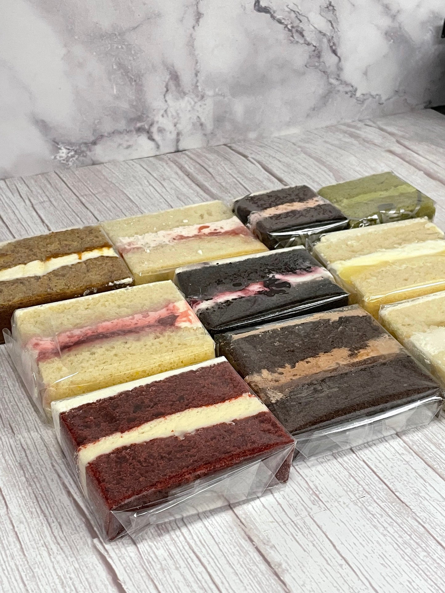 Customized cake sample box