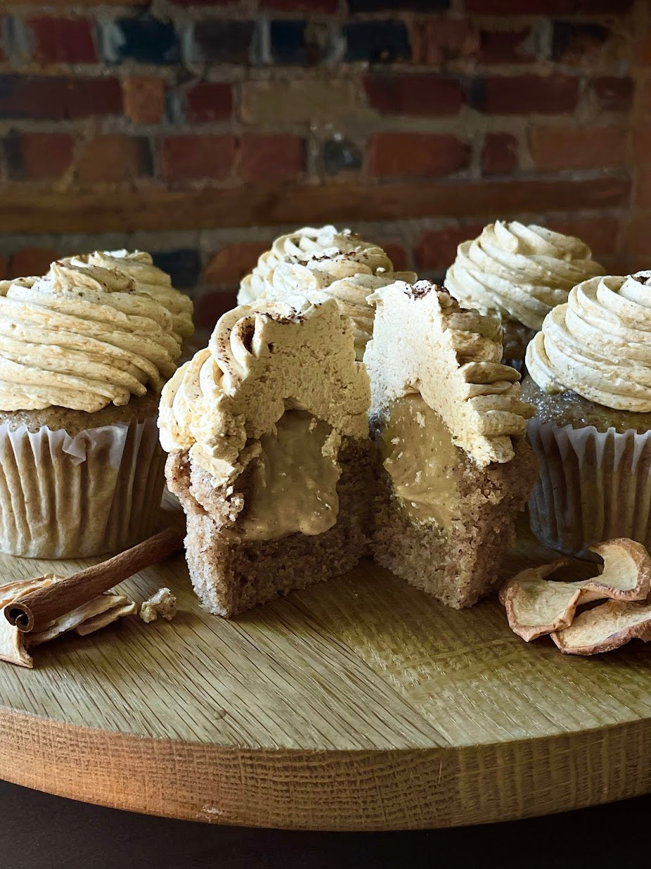 Filled Pumpkin Spice Cupcakes