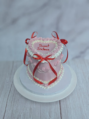 Customizable Vintage style cake