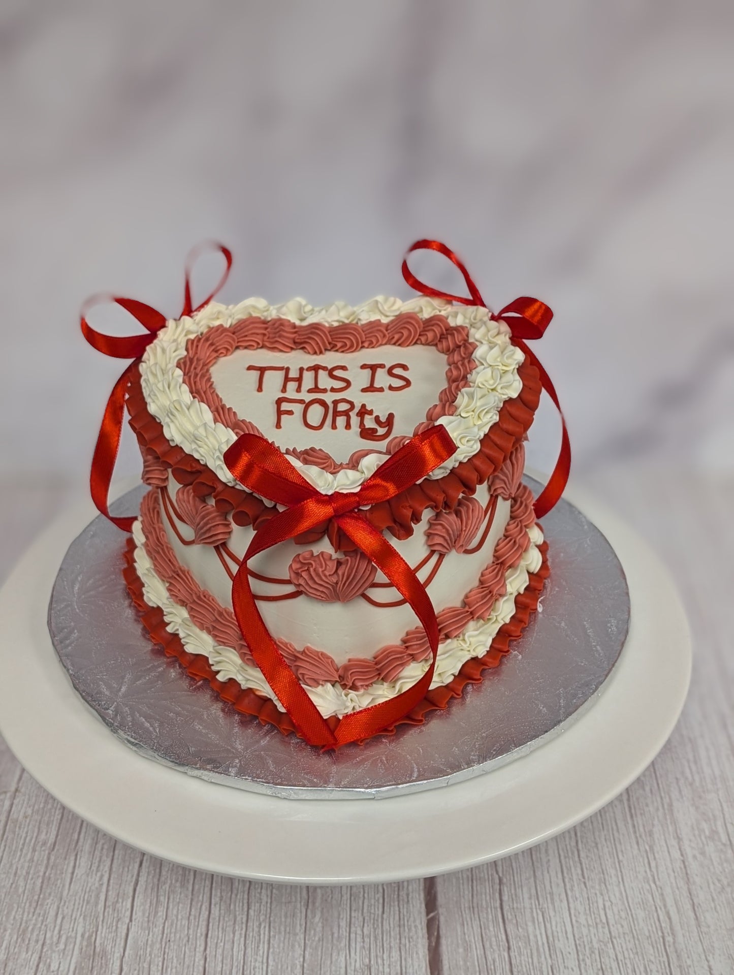 Customizable Vintage style cake